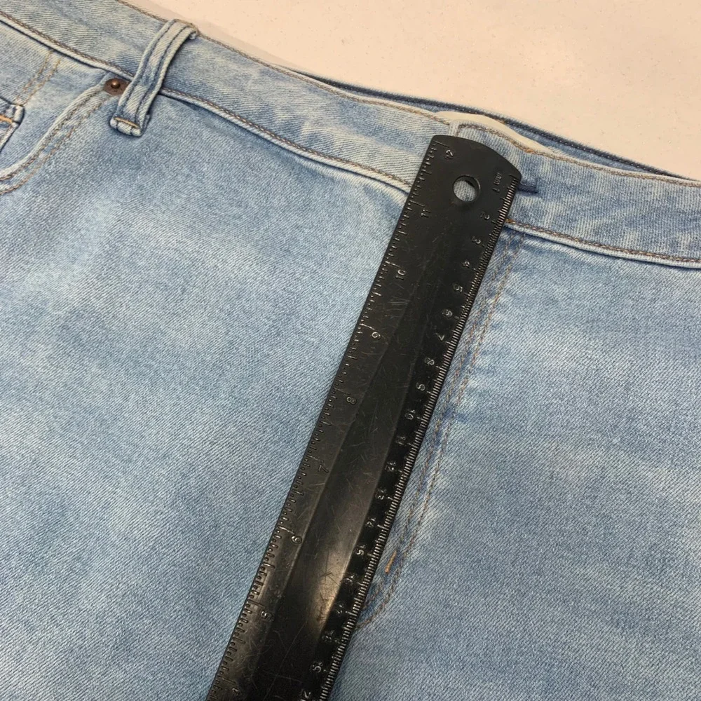 Abercrombie & Fitch Curve Love Sper Skinny Ankle High Rise  Jeans Light Wash 24W